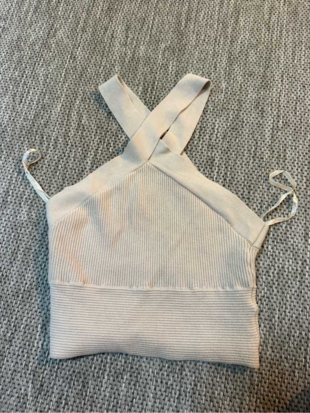 Abercrombie & Fitch Ribbed Crossback Crop Top - Cream
